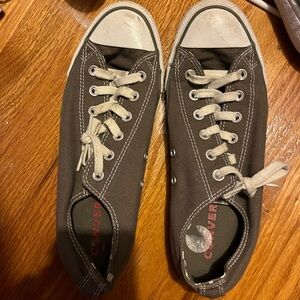 Grey converse